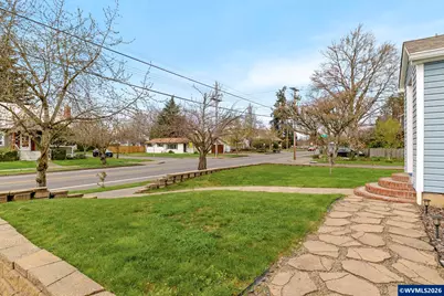 1336 NE Evans St, McMinnville, OR 97128 - Photo 50