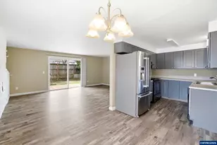 1710 Dearborn Ave NE, Keizer, OR 97303 - Photo 12