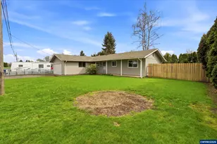 1710 Dearborn Ave NE, Keizer, OR 97303 - Photo 6