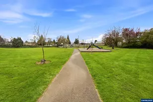 1710 Dearborn Ave NE, Keizer, OR 97303 - Photo 30