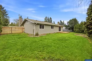 1710 Dearborn Ave NE, Keizer, OR 97303 - Photo 28