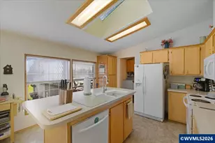 5446 Cutter Ct SE, Salem, OR 97317 - Photo 10