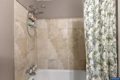 776 Judson St SE, Salem, OR 97302 - Photo 26