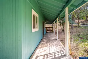 23939 Raze Rd, Elmira, OR 97437 - Photo 8