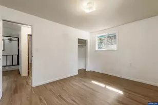 23939 Raze Rd, Elmira, OR 97437 - Photo 30