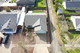 1078 S 7th St, Independence, OR 97351 - Photo 22