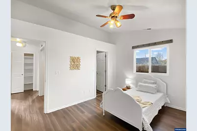 1078 S 7th St, Independence, OR 97351 - Photo 14