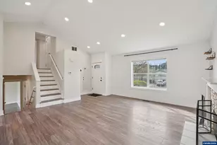 2253 Mosswood Ct S, Salem, OR 97306 - Photo 4