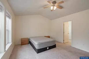 652 Northwest Jasper Street, Dallas, OR 97338 - Photo 18
