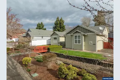 652 NW Jasper St, Dallas, OR 97338 - Photo 1
