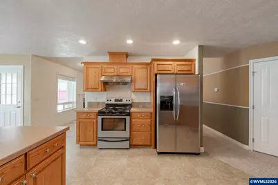 652 NW Jasper St, Dallas, OR 97338 - Photo 12