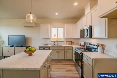 1531 SW 11th St, Dallas, OR 97338 - Photo 8