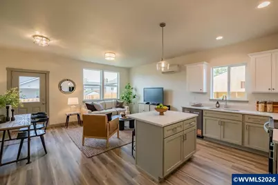 1531 SW 11th St, Dallas, OR 97338 - Photo 6