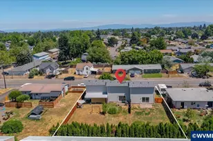 3426 Marion (1 2 3) St SE, Albany, OR 97322 - Photo 2
