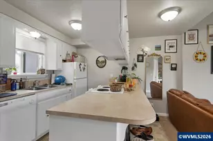 3426 Marion (1 2 3) St SE, Albany, OR 97322 - Photo 14