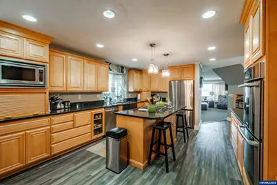 7873 Parker Ln SE, Turner, OR 97392 - Photo 8