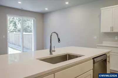 315 Cypress St, Mount Angel, OR 97362 - Photo 16