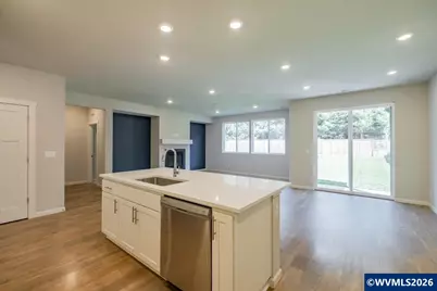 315 Cypress St, Mount Angel, OR 97362 - Photo 18