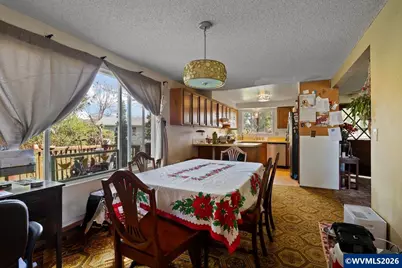 1584 NW Spray Ct, Roseburg, OR 97471 - Photo 6