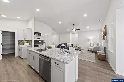 3144 S 13th St, Lebanon, OR 97355 - Photo 4