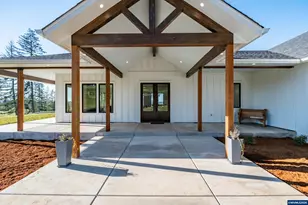 40327 Linn Haven Lp, Lebanon, OR 97355 - Photo 2
