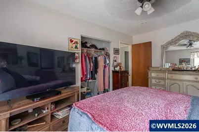 1962 Bunker Hill Rd S, Salem, OR 97306 - Photo 16