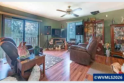 1962 Bunker Hill Rd S, Salem, OR 97306 - Photo 10