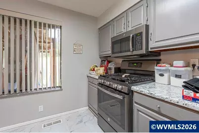 1962 Bunker Hill Rd S, Salem, OR 97306 - Photo 4