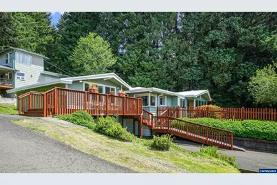 2341 NE 35th St, Lincoln City, OR 97367 - Photo 2
