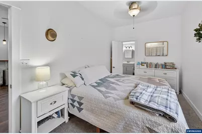 352 21st Av NE, Salem, OR 97301 - Photo 18