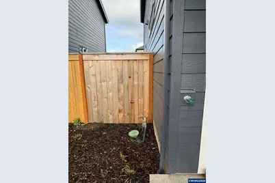 2676 U St, Springfield, OR 97477 - Photo 22