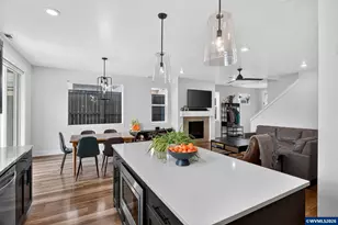 60903 SE Epic Pl, Bend, OR 97702 - Photo 12