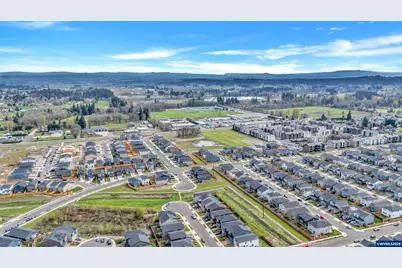 365 Himalaya St NE, Salem, OR 97301 - Photo 42
