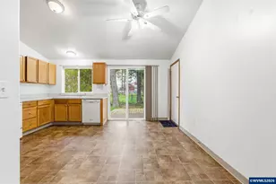 3130 Chucker Ln, Lebanon, OR 97355 - Photo 10