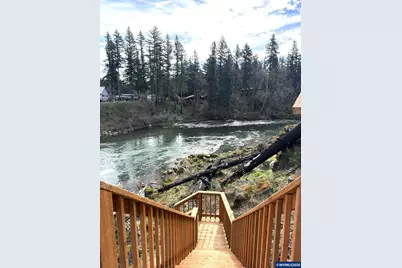 133 Riverview St, Gates, OR 97346 - Photo 6