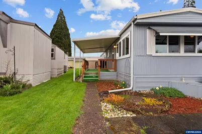 3096 Rainbow Lp, Hubbard, OR 97032 - Photo 4