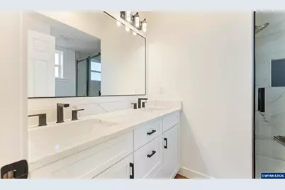 141 NE D St, Willamina, OR 97396 - Photo 20