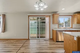 4444 Leafwood Ave NE, Salem, OR 97305 - Photo 16