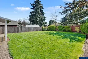 4444 Leafwood Ave NE, Salem, OR 97305 - Photo 36