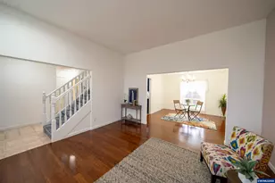 312 SW Cascade Meadow Dr, Sublimity, OR 97385 - Photo 4