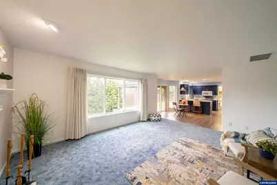 312 SW Cascade Meadow Dr, Sublimity, OR 97385 - Photo 8