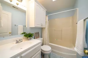 312 SW Cascade Meadow Dr, Sublimity, OR 97385 - Photo 26