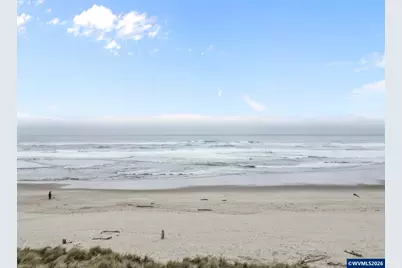 1068 NW 6th Ct, Lincoln City, OR 97367 - Photo 30