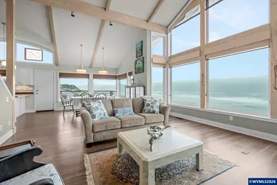 1068 NW 6th Ct, Lincoln City, OR 97367 - Photo 28