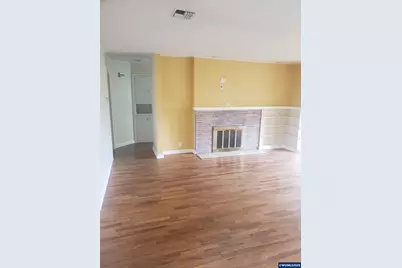 855 SE Clay St, Albany, OR 97322 - Photo 2