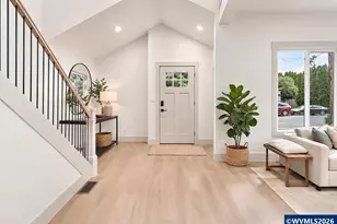 437 NE Fargo St, Portland, OR 97212 - Photo 2