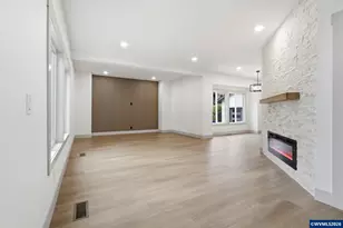 437 NE Fargo St, Portland, OR 97212 - Photo 6