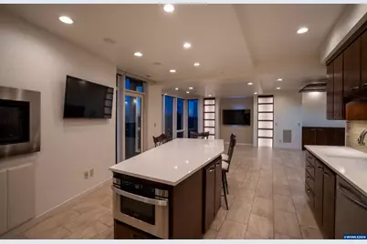 156 Front #600 St NE, Salem, OR 97301 - Photo 16