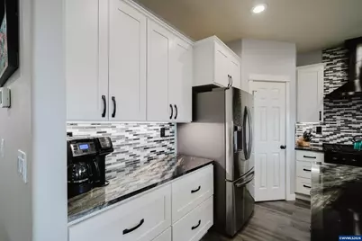 2837 Bald Eagle Av NW, Salem, OR 97304 - Photo 16