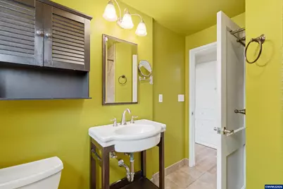 1860 Capitol St SE, Salem, OR 97302 - Photo 20